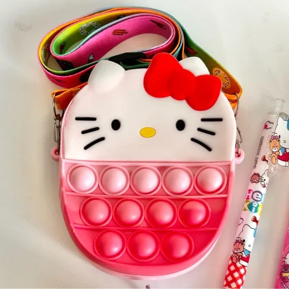 💝Hello Kitty Adorable Stocking Stuffer 6-Piece Mini Bundle - Picture 6 of 8